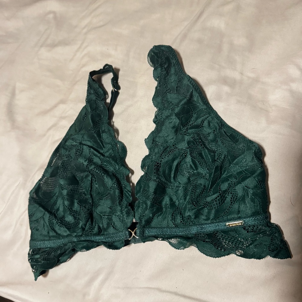 La vie en rose‎ green lace bralette size M